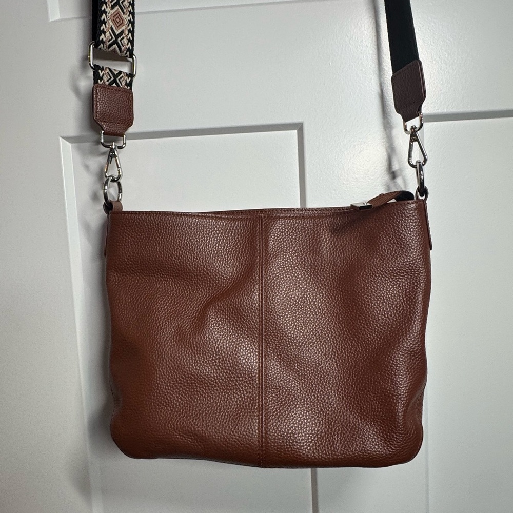 Befen Genuine Leather Shoulder Bag/Crossbody Hobo Bag with 2 removable straps - Picture 13 of 15